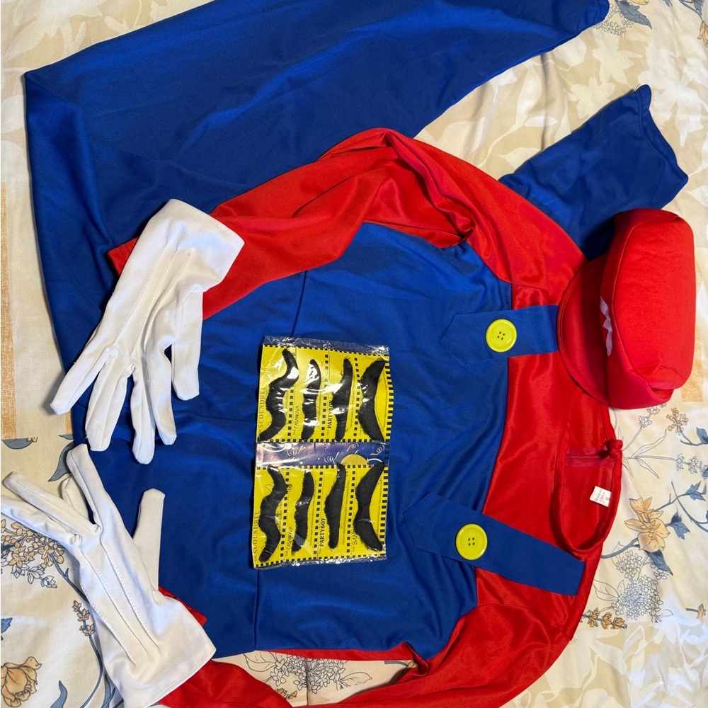 Super Mario Brothers costume